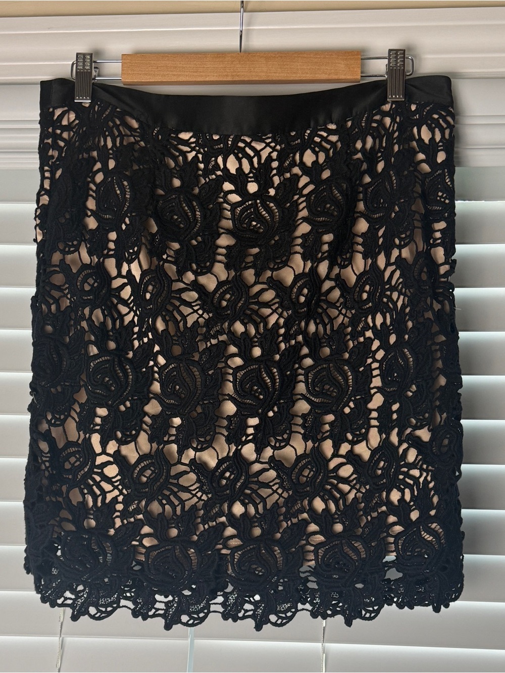 Willi Smith Black Lace Mini Skirt with Nude Underlay size 10